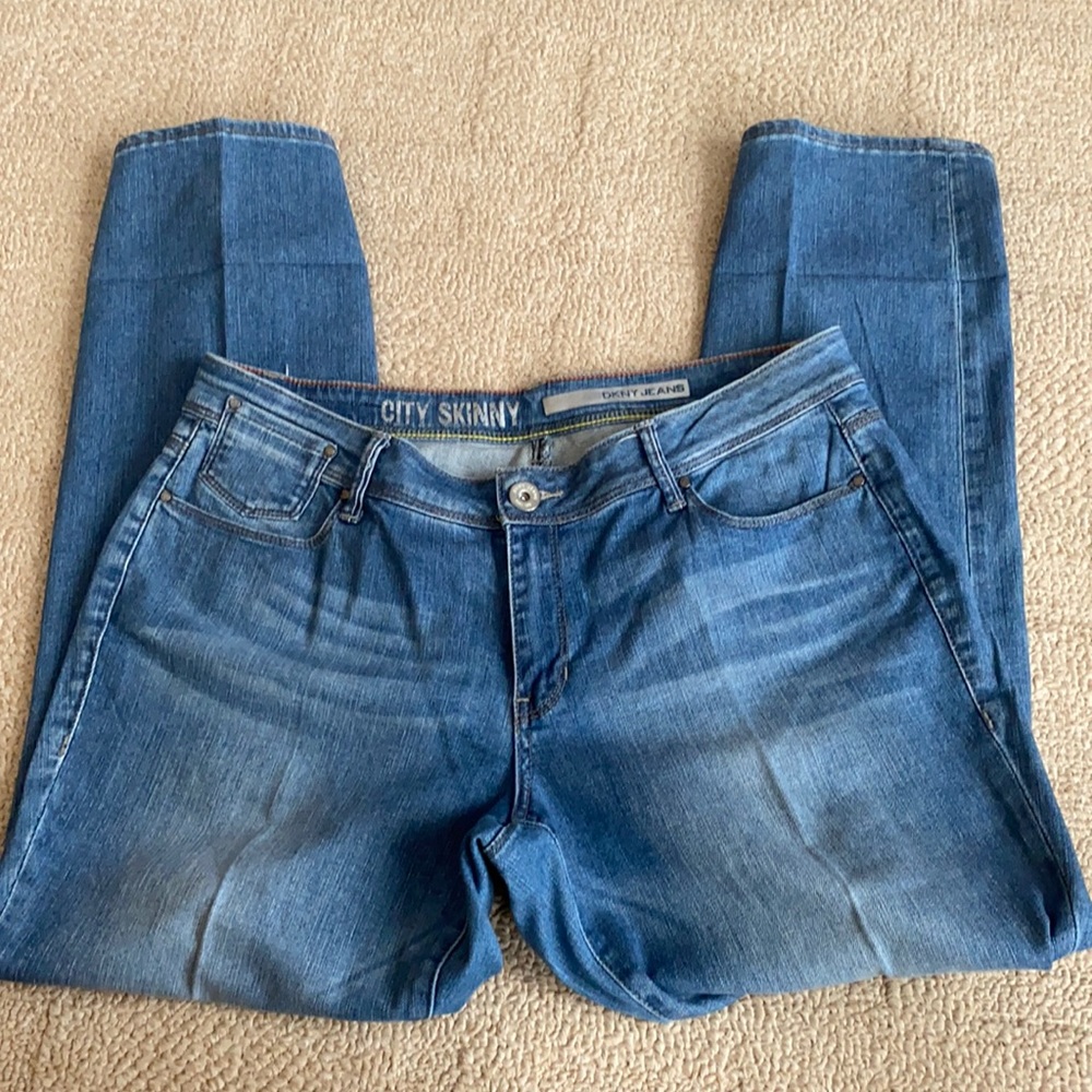 Women’s DKNY Blue Jeans in Great Condition! Size 14